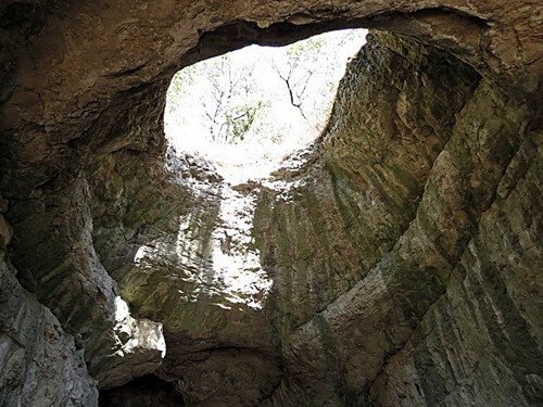 Szelim-barlang krátere